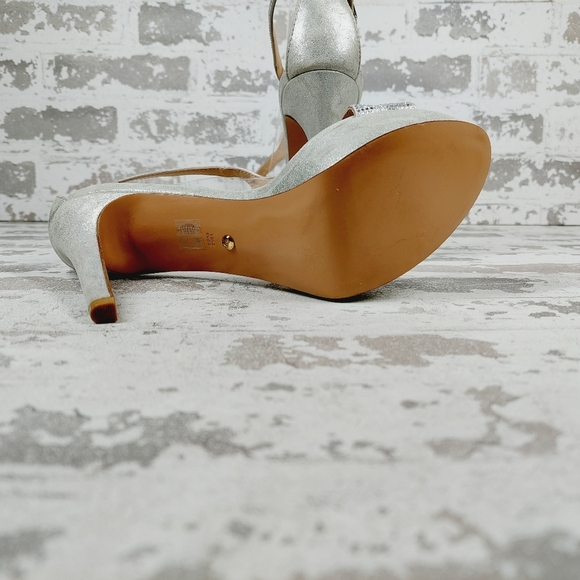 NEW Pelle Moda Onora Women's T-Strap Evening Heeled Sandals E428 - Picture 8 of 15